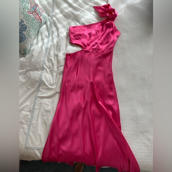 Bardot Audrey one shoulder midi dress, pink, size large - Picture 1 of 13